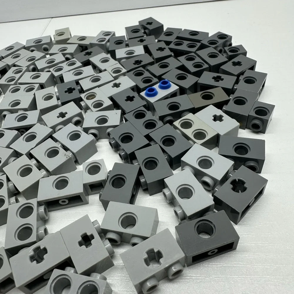 Lego Technic Bricks With Hole & Axel Hole Bulk Lot Of 110 Light & Dark Gray - Picture 4 of 5